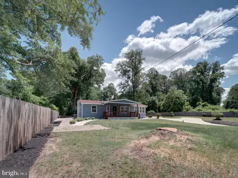 Exterior - 5463 Sands Rd, Lothian, MD 20711 photo 1 of 5