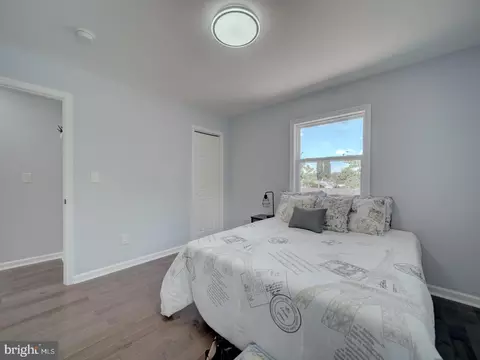 Bedroom - 5463 Sands Rd, Lothian, MD 20711 photo 5 of 11