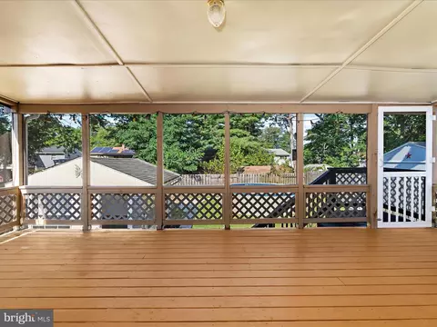 Exterior - 8016 Catherine Ave, Pasadena, MD 21122 photo 6 of 14