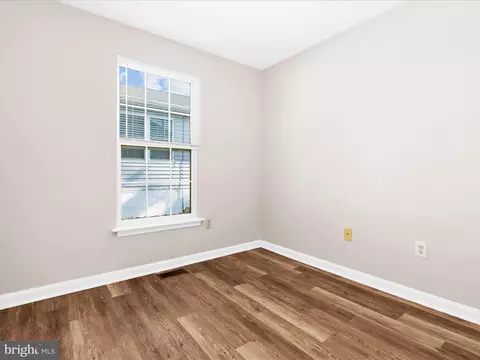 Bedroom - 8016 Catherine Ave, Pasadena, MD 21122 photo 3 of 5