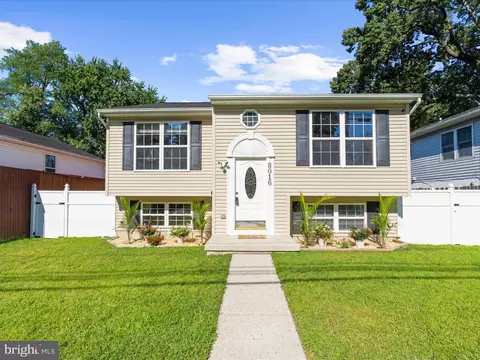 Exterior - 8016 Catherine Ave, Pasadena, MD 21122 photo 2 of 14