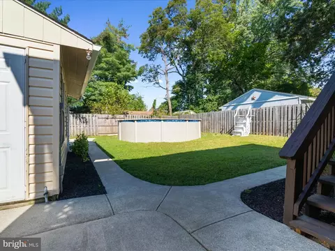 Exterior - 8016 Catherine Ave, Pasadena, MD 21122 photo 8 of 14
