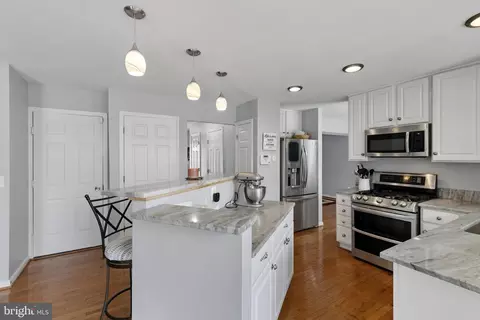 1353 Ridge Commons Blvd, Hanover, MD 21076 photo 8