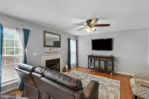 1353 Ridge Commons Blvd, Hanover, MD 21076 photo 11