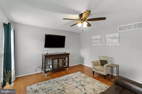 1353 Ridge Commons Blvd, Hanover, MD 21076 photo 26