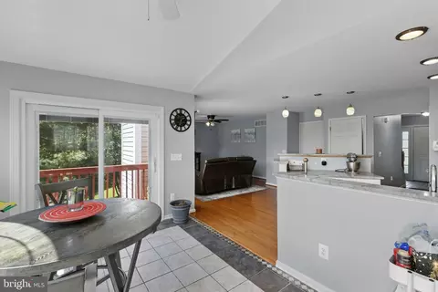 1353 Ridge Commons Blvd, Hanover, MD 21076 photo 9