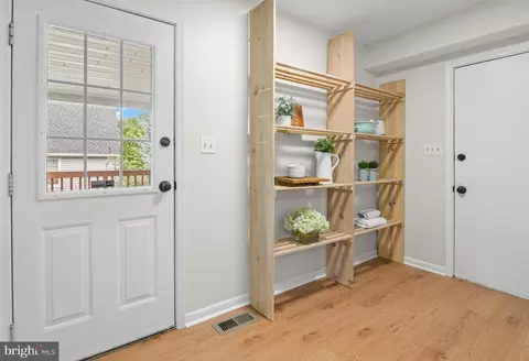 Entry Way - 7902 Red Globe Ct, Severn, MD 21144 photo 9 of 12