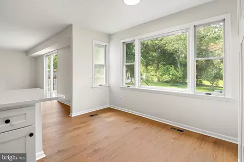 Living - 7902 Red Globe Ct, Severn, MD 21144 photo 6 of 9