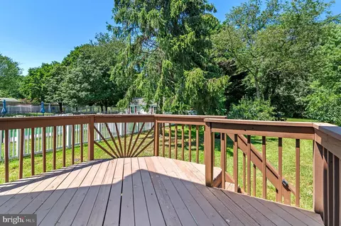 Exterior - 7902 Red Globe Ct, Severn, MD 21144 photo 6 of 7