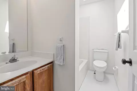 Bath - 7902 Red Globe Ct, Severn, MD 21144 photo 1 of 2