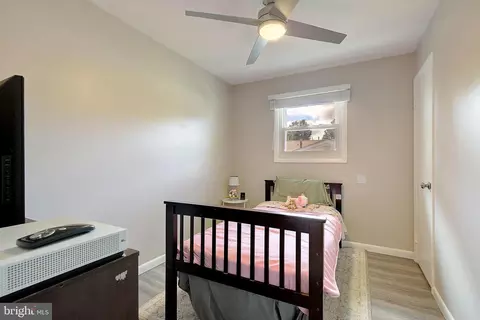 Bedroom - 3033 Marlin Dr, Riva, MD 21140 photo 1 of 8