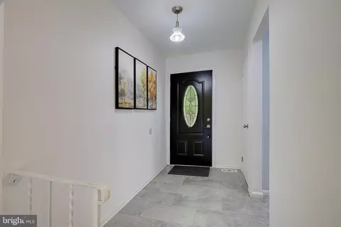 Entry Way - 3033 Marlin Dr, Riva, MD 21140 photo 1 of 2
