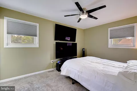 Bedroom - 3033 Marlin Dr, Riva, MD 21140 photo 5 of 8