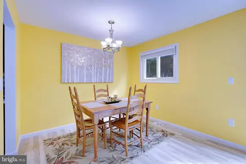 Dining - 3033 Marlin Dr, Riva, MD 21140 photo 1 of 2