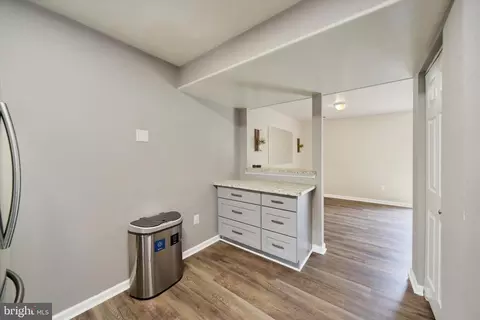 Entry Way - 281 Ternwing Dr, Arnold, MD 21012 photo 2 of 2