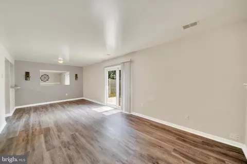 Living - 281 Ternwing Dr, Arnold, MD 21012 photo 2 of 2