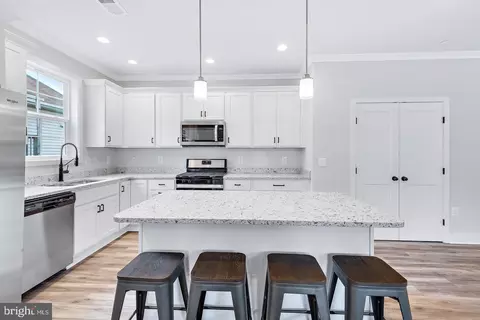 Kitchen - 404 Paradise Rd, Riva, MD 21140 photo 1 of 6