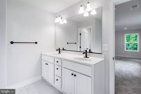 Bath - 404 Paradise Rd, Riva, MD 21140 photo 1 of 4