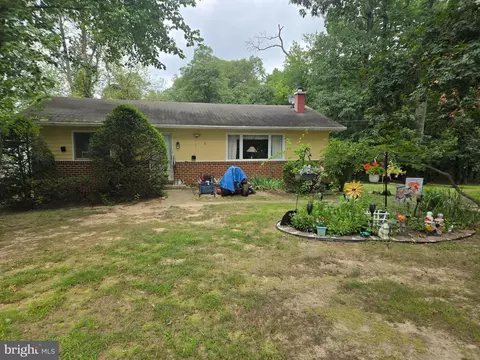 584 Brightview Dr, Millersville, MD 21108