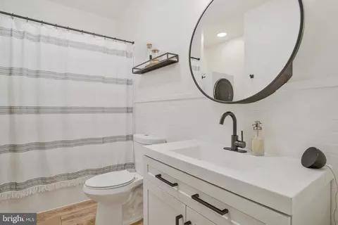 Bath - 623 Laurel Dr, Pasadena, MD 21122 photo 1 of 1