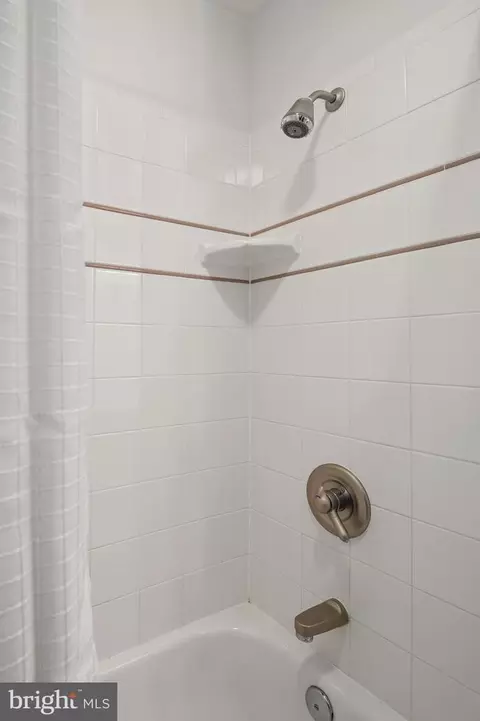 Bath - 331 Old Line Ave, Laurel, MD 20724 photo 4 of 5