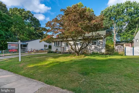 1402 Rowe Dr, Glen Burnie, MD 21061