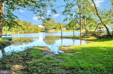 645 Gull Dr, Deale, MD 20751 photo 4