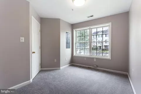7550 Moraine Dr, Hanover, MD 21076 photo 17
