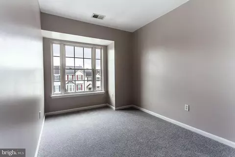 7550 Moraine Dr, Hanover, MD 21076 photo 13