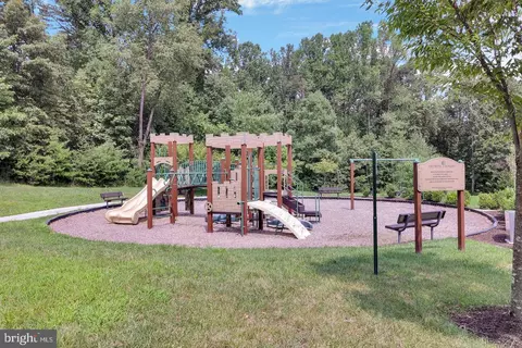 View/Area - 8537 Pine Springs Dr, Severn, MD 21144 photo 4 of 4