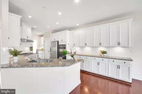 Kitchen - 8537 Pine Springs Dr, Severn, MD 21144 photo 3 of 3
