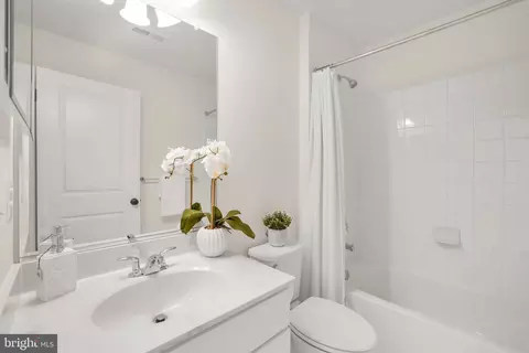 Bath - 8537 Pine Springs Dr, Severn, MD 21144 photo 4 of 6