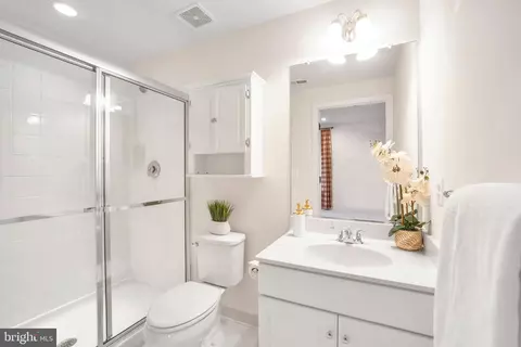 Bath - 8537 Pine Springs Dr, Severn, MD 21144 photo 6 of 6