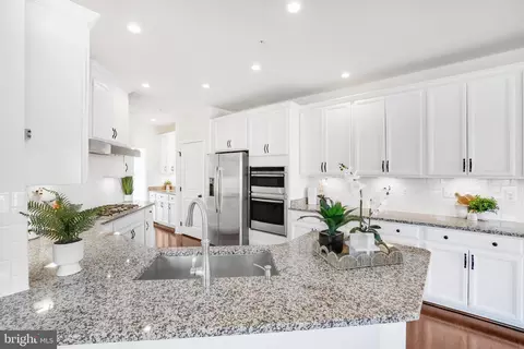 Kitchen - 8537 Pine Springs Dr, Severn, MD 21144 photo 2 of 3