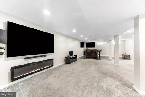 586 Forest View Rd, Linthicum Heights, MD 21090 photo 19