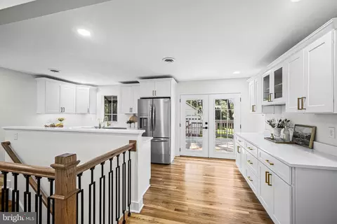 Kitchen - 667 C St, Pasadena, MD 21122 photo 1 of 5