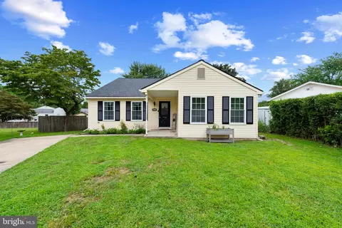 2960 Rose Crown Cir, Pasadena, MD 21122