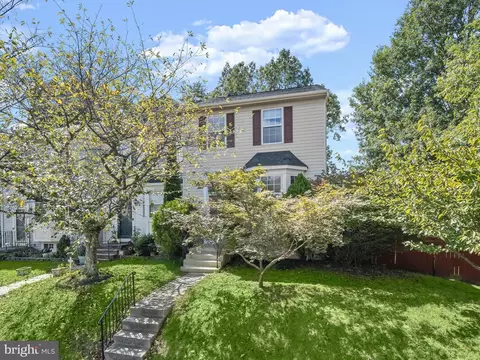 300 Rock Springs Ct, Pasadena, MD 21122