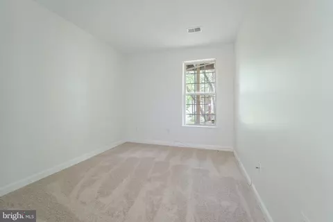 8611 Willow Leaf Ln, Odenton, MD 21113 photo 19
