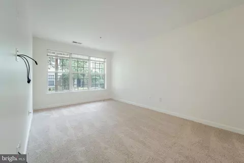 8611 Willow Leaf Ln, Odenton, MD 21113 photo 14