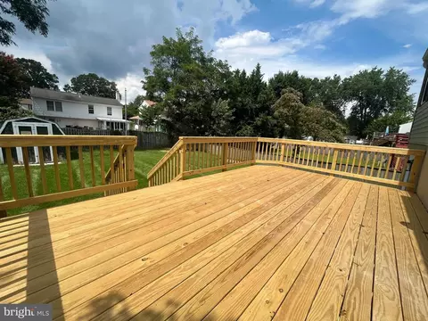 Exterior - 7858 Tick Neck Rd, Pasadena, MD 21122 photo 9 of 12