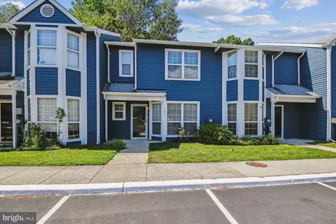 988 Breakwater Dr, Annapolis, MD 21403