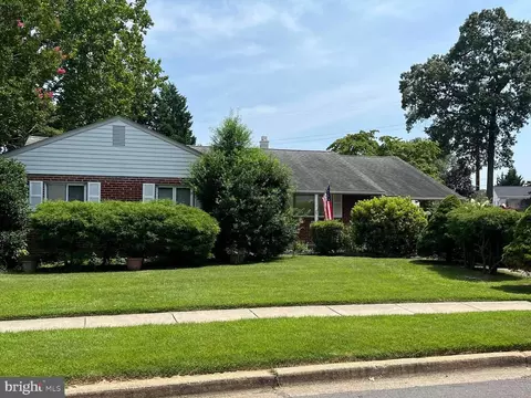 7959 Pipers Path, Glen Burnie, MD 21061