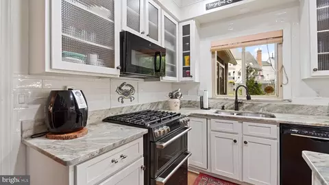 Kitchen - 2808 Klein Ct, Crofton, MD 21114 photo 4 of 6