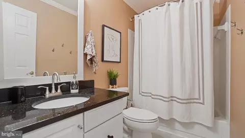 Bath - 2808 Klein Ct, Crofton, MD 21114 photo 4 of 4