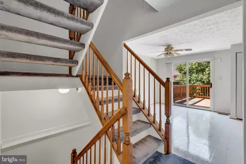 Entry Way - 2407 Warm Spring Way, Odenton, MD 21113 photo 2 of 4