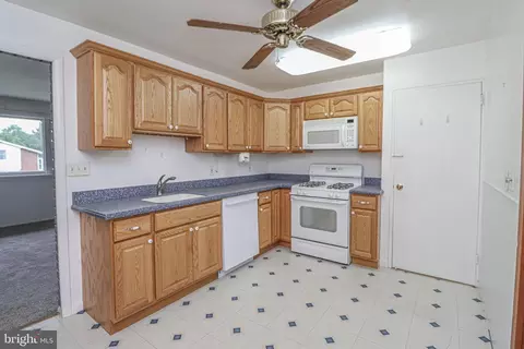 114 2nd St, Annapolis, MD 21401 photo 2