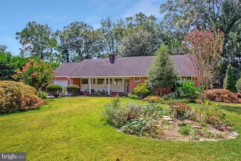 107 Giddings Ave, Severna Park, MD 21146