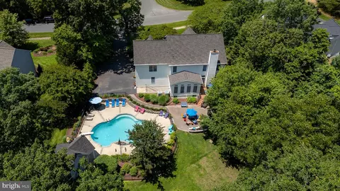 8387 Maryland Rd, Pasadena, MD 21122