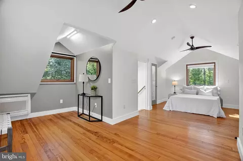 Bedroom - 3030 Edgewater Dr, Edgewater, MD 21037 photo 5 of 5